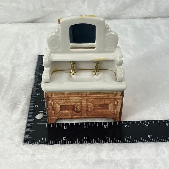 Shackman 1:12 Miniature Dollhouse Porcelain Sink with Mirror & Faucets Japan - Picture 5 of 12